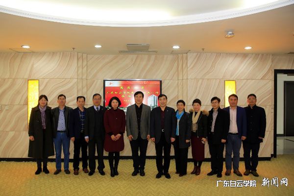 v2veo4Oe_jw0qIbtpYyPL4UPg474MmlDLSbw62s8c&oid=2103874463&tid=1341&nid=136561&e= de34aea4c5dade56fc301fadf8d66077.jpg