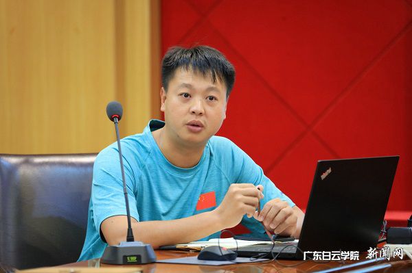 v2veo4Oe_jw0qIbtpYyPL4UPg474LmCbLSbw62p8c&oid=2103874463&tid=1341&nid=132691&e= Àî¶«±ëÏÈÉú½éÉܼÓÈë¹úÇìÁª»¶»î¶¯ÇéÐÎ.jpg