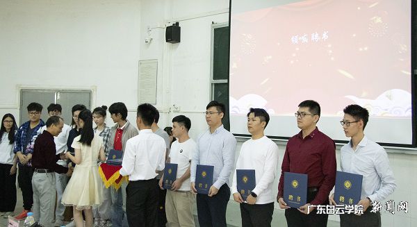 v2veo4Oe_jw0qIbtpYyPL4UPg474LzCsLSbw62A8c&oid=2103874463&tid=1341&nid=131671&e= ½ÒÏþƸÊé (3).jpg