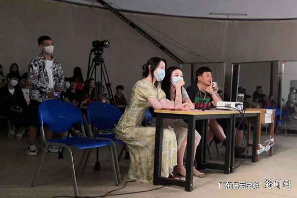 virtual_attach_file.vsb?afc=7n7nVRoRGaLN78M2NCYLlWVUmCZU8-dDnzCPLzffU4nVo7-0gihFp2hmCIa0Lkh7okh2Lky8ozvYnmn2o7lso7V7o7M2MRCsLz7sUzAVMNQFM4v8UlCYnmAFLlC8M7UJqjfjo4OeosXEgDTJQty0LzL8LSyYMRNaMz7Jqd-nx&oid=2103874463&tid=1341&nid=249051&e= Õ¹ÑÝÏÖ³¡.jpg