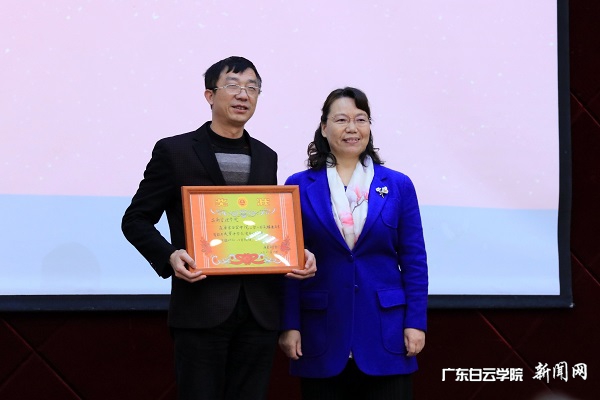 virtual_attach_file.vsb?afc=AM8U1YUlVkLlQfMmzlPnNMfnznVM7UNPMmVfUNlYUmA7oR-0gihFp2hmCIa0USybLky4L1yYnRl8M8UDLllsoRvPU4W2Uln2Um9iUz-aMzAFozn7MRUZU4nFLzvPM87Jqjfjo4OeosXEgDTJQty0LzL8LSyYMz7bMm7JqdTnx&oid=2103874463&tid=1341&nid=251961&e= °ä½±»·½Ú (4).jpg