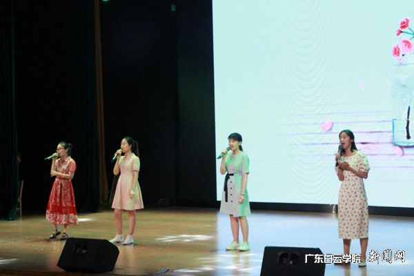 v2veo4Oe_jw0qIbtpYyPL4lPg47sMz9bLSbw6238c&oid=2103874463&tid=1351&nid=175891&e= Ïòµ¼Ô±Ï׳ª¡¶ÄÇЩ»¨¶ù¡·.jpg