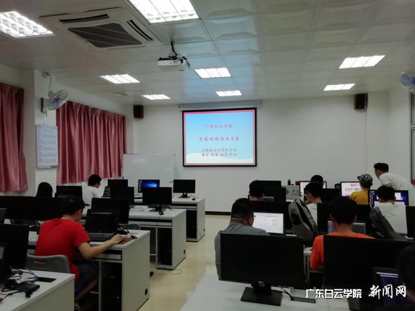 v2veo4Oe_jw0qIbtpYyPL4lPg47sMzNaLSbw6238c&oid=2103874463&tid=1351&nid=175901&e= ¾ºÈüÏÖ³¡.jpg