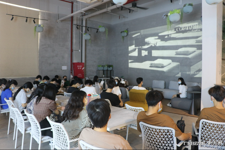 5-ͬÑâ»ã±¨ÏîÄ¿Éè¼ÆÐ§¹û.png 5-ͬÑâ»ã±¨ÏîÄ¿Éè¼ÆÐ§¹û.png