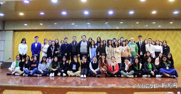 v2veo4Oe_jw0qIbtpYyPL4lPg47sozGDLSbw62q8c&oid=2103874463&tid=1351&nid=179061&e= ÆÀίÓë²ÎÈüѧÉúºÏÓ°P.jpg