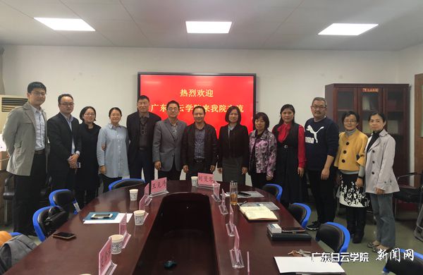 v2veo4Oe_jw0qIbtpYyPL4lPg47soRNaLSbw62q8c&oid=2103874463&tid=1351&nid=178901&e= 两校交流汇合照p.jpg