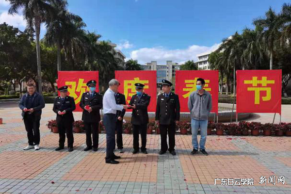 virtual_attach_file.vsb?afc=Mnm6oVnR-bLmV2ouzWfUzT7nlUbUmCUbozNDLmvbLRN4MRv0gihFp2hmCIa0LYhRUYhkL1ysM7L8M4G4MN74U4AknR-DMNlDnNr7UllbM7QFLmUYL8n2n7VFMmnVnmlJv2bjo4OeosXEgDTJQty0LzL8LSyYMz7sMz7Jqdnnx&oid=2103874463&tid=1341&nid=251751&e= Ò׸ָ±Êé¼Ç»®·ÖÔÚ¹¤¾ßÐ£ÇøÅÉ·¢ºì°ü2.png