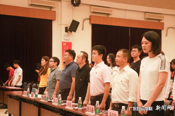 v2veo4Oe_jw0qIbtpYyPL4lPg47sMm78LSbw62n8c&oid=2103874463&tid=1351&nid=176141&e= ³öϯÏòµ¼¼Î±ö.jpg