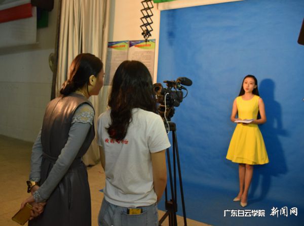 v2veo4Oe_jw0qIbtpYyPL4UPg474MR9aLSbw62w8c&oid=2103874463&tid=1341&nid=134801&e= ÀîÔó¼ÑͬÑâ¼ÓÈëÑݽ²½ÇÖðÊÓÆµÂ¼ÖÆÏÖ³¡.jpg