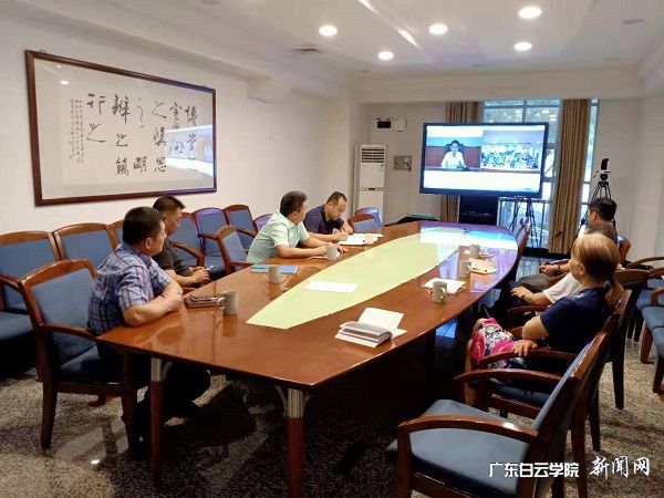 v2veo4Oe_jw0qIbtpYyPL4UPg474L4GaLSbw6268c&oid=2103874463&tid=1341&nid=133001&e= ¾Û»á·Ö»á³¡.jpg