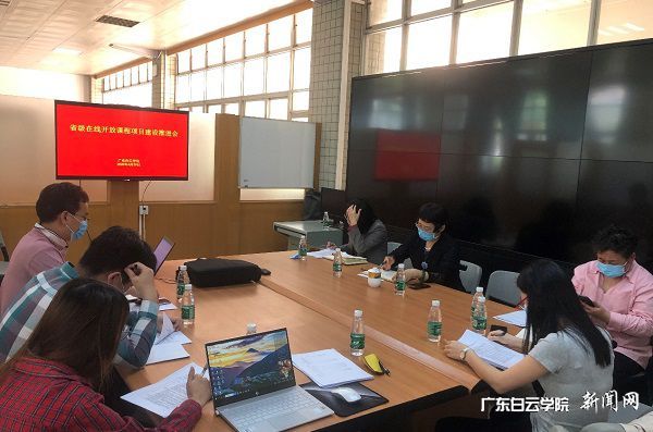 v2veo4Oe_jw0qIbtpYyPL4UPg4-iM4GaLSbw6268c&oid=2103874463&tid=1341&nid=257001&e= 聚会现场.jpg