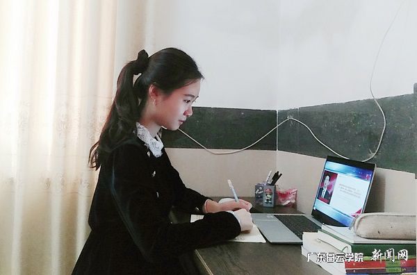 v2veo4Oe_jw0qIbtpYyPL4UPg4-iM4v4LSbw62I8c&oid=2103874463&tid=1341&nid=257731&e= 2019¼¶Ó¢Óï13°àÐíСæÃͬÑâÕýÔÚÌý˼Õþ¿¹Òß´ó¿Î.jpg