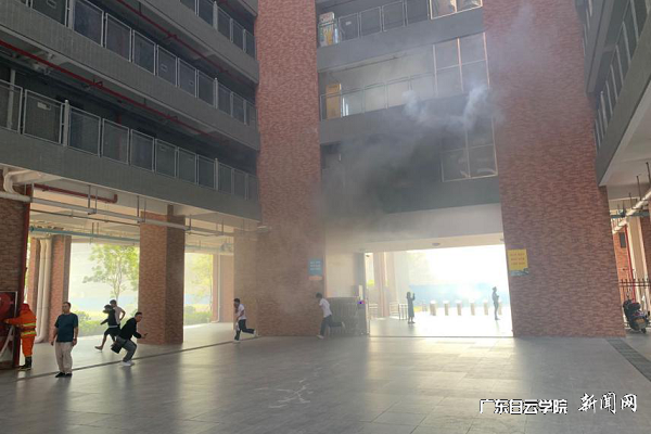 virtual_attach_file.vsb?afc=UMRLn8LNrRozWkLSmMRnzrRozUZnm-zYLRlaU4CbLN-Dnll0gihFp2hmCIa0MSyiU1yiUShkLNl4L7CPnzQ2ozN8LlMkM4vDMmQkoR-bMmWFMNlanNCiU4TFM7U4MzNJv2bjo4OeosXEgDTJQty0LzL8LSyYMzUYL47Jqdlnx&oid=2103874463&tid=1341&nid=254231&e= ±±Ð£ÇøÍ¬ÑâÕýÔÚ¾ÙÐÐÊèÉ¢ÑÝÁ·.png