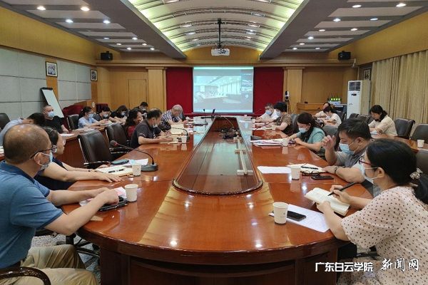 v2veo4Oe_jw0qIbtpYyPL4UPg4-8oz7ZLSbw62W8c&oid=2103874463&tid=1341&nid=249181&e= ¾Û»áÏÖ³¡.jpg