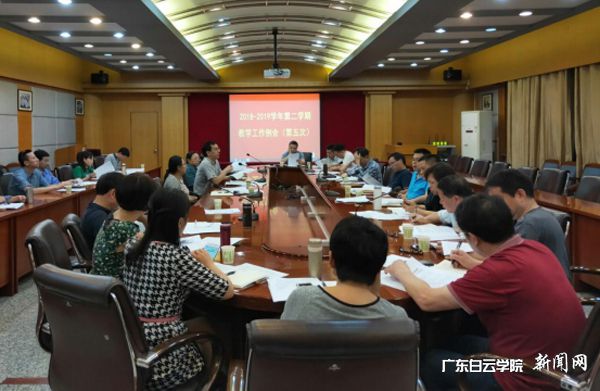 v2veo4Oe_jw0qIbtpYyPL4UPg474MzUaLSbw62y8c&oid=2103874463&tid=1341&nid=135401&e= 聚会现场.jpg