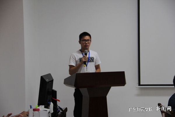 v2veo4Oe_jw0qIbtpYyPL4UPg474Mzl4LSbw62y8c&oid=2103874463&tid=1341&nid=135531&e= ѧÉú´ú±í³Âá¯Áë½²»°.jpg