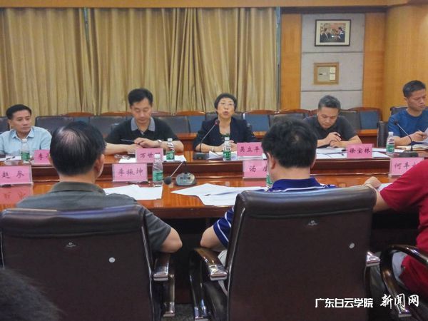 v2veo4Oe_jw0qIbtpYyPL4lPg47sM47ZLSbw62g8c&oid=2103874463&tid=1351&nid=177181&e= ÎâÁ¢Æ½¸±Ð£³¤½²»°.jpg