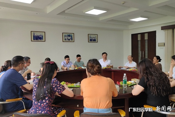 virtual_attach_file.vsb?afc=fUlCksUmrRoRUPURllDL49DLlUbL8V72M4vaLzGPnRAkMzG0gihFp2hmCIa0okyDUSy8MSyZL8nfoz9iL4Q2M7WkM4Uaozf2LmLZoRNYM7VFMmvaUNQfM4MFLmlYnmlJqjfjo4OeosXEgDTJQty0LzL8LSyYMRNiMm7JqdVnx&oid=2103874463&tid=1341&nid=249561&e= Î÷Ð£Çø×ù̸»áÏÖ³¡.jpg