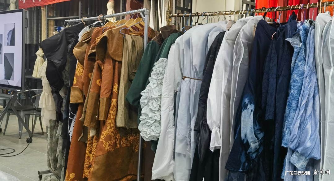 ͼƬ 2.png ͼƬ 2.png