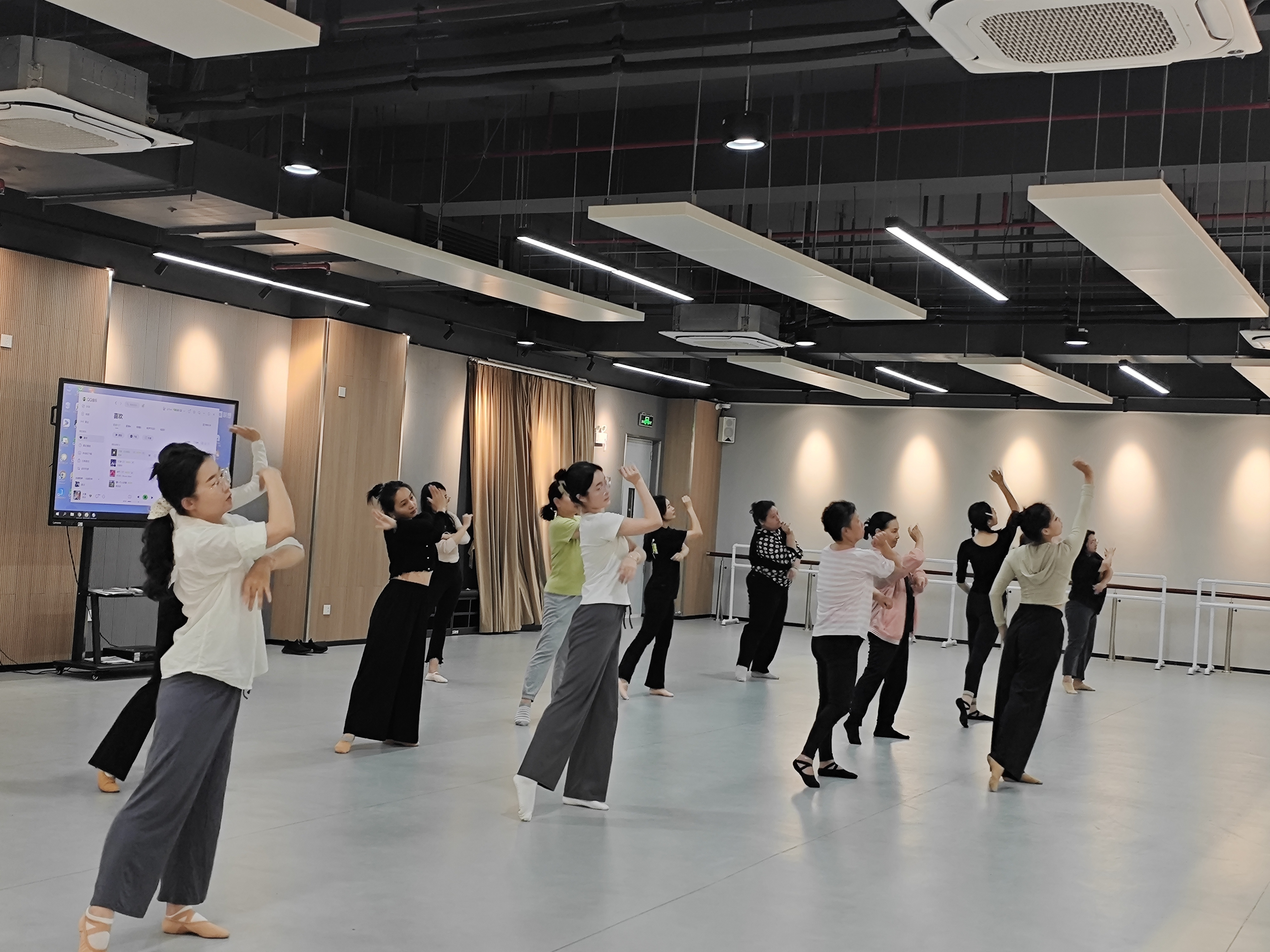 图片 2.png 图片 2.png