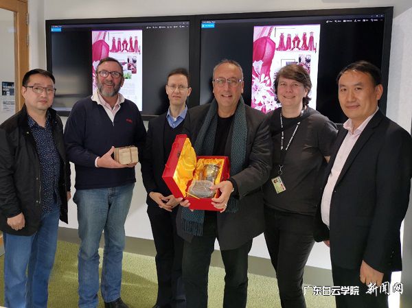 v2veo4Oe_jw0qIbtpYyYLz7Pg47bMz-4LSbw62f8c&oid=2103874463&tid=2111&nid=195231&e= ÔÚ°Ä´óÀûÑÇŦ¿¨ËØ´óѧ̸Åп¢ÊºóºÏÓ°.jpg