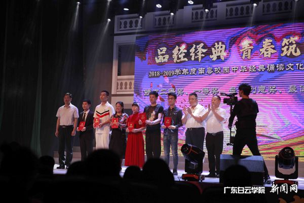 v2veo4Oe_jw0qIbtpYyPL4UPg474MR9ZLSbw62j8c&oid=2103874463&tid=1341&nid=134881&e= °ä½±ÒÇʽÉϵİ×ÔÆÑ§×Ó.jpg