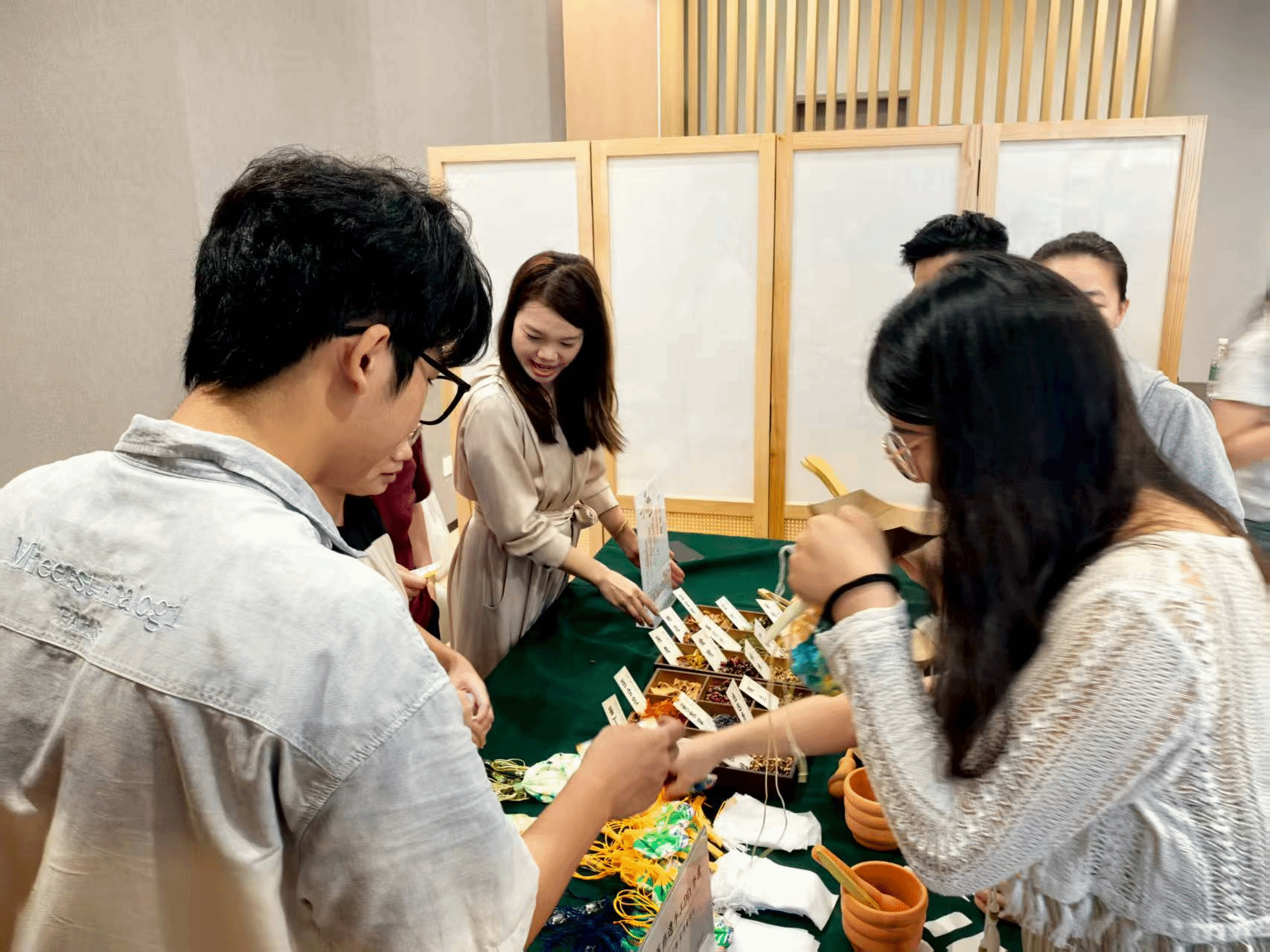 virtual_attach_file.vsb?afc=mnlMN7nmUZMRG4oTRW7M8CDMl-4ozvtYnNlYozM2L4fRnm70gihFp2hmCIa0LkyYLYyYn1yYnz7PL77iMmUaL7lYL462nz74MRCsnz98n7nFnlWVU87YUz6Fn7lsUzLJv2bjo4OeosXEgDTJQty0LzLiLSyYMz9DL47Jqdjnx&oid=2103874463&tid=1351&nid=258631&e= Ê×Ò³|Ò¼ºÅÓéÀÖ - ÏàÐÅÆ·ÅƵÄʵÁ¦