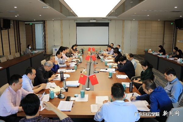 v2veo4Oe_jw0qIbtpYyPL4UPg4-iLzL8LSbw62r8c&oid=2103874463&tid=1341&nid=251341&e= ¾Û»áÏÖ³¡.jpg