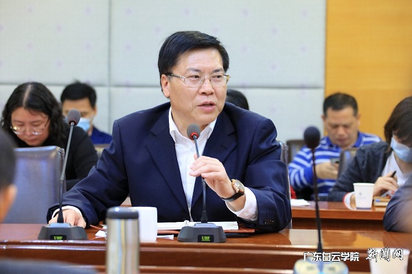 virtual_attach_file.vsb?afc=oLzCuZUNQRL7-bLUNCaMRL4LmA7oRfnfozv8UlQ7L7QfLNU0gihFp2hmCIa0LShVnSyDnSybUzVkU47Zo7UsM4r2MlCYoRTRnN-ZnNlZLRTFollZL4l4U4QFLmGaLmGJqjfjo4OeosXEgDTJQty0LzL8LSyYMz7Doz7JqdSnx&oid=2103874463&tid=1341&nid=251691&e= »Æ´óǬУ³¤½²»°.jpg