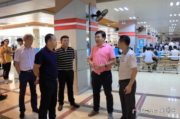 v2veo4Oe_jw0qIbtpYyPL4UPg4-iMR9bLSbw62S8c&oid=2103874463&tid=1341&nid=254891&e= ÔÚÎ÷ÇøÊ³ÌþÙÐмì²é.jpg