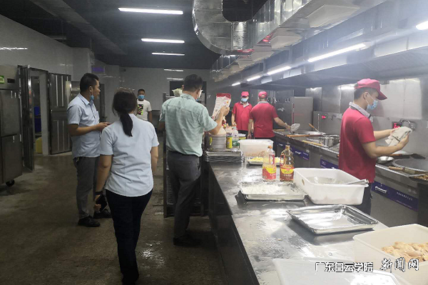 virtual_attach_file.vsb?afc=oozTufL8CZnR7aUUz7iUNQVnlLsLzlnaUN7boRv4LRGaozG0gihFp2hmCIa0LYyaMkyaLYyYnlCbMRW2M7CsnzCYUNQkU8LDnRrVUz7iUmWFU4-PL4UsMRAFMzn2UmGJv2bjo4OeosXEgDTJQty0LzL8LSyYMzUbLR7JqdSnx&oid=2103874463&tid=1341&nid=254901&e= 北校区食堂检查.png