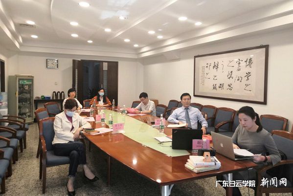 v2veo4Oe_jw0qIbtpYyPL4UPg4-iMmNDLSbw62_8c&oid=2103874463&tid=1341&nid=256961&e= »Æ´óǬУ³¤£¨ÓÒ¶þ£©µÈ²Î»áÖ°Ô±ÌýÈ¡¶Ô·½½éÉÜÏîĿϣÍûÇéÐεÈ.jpg