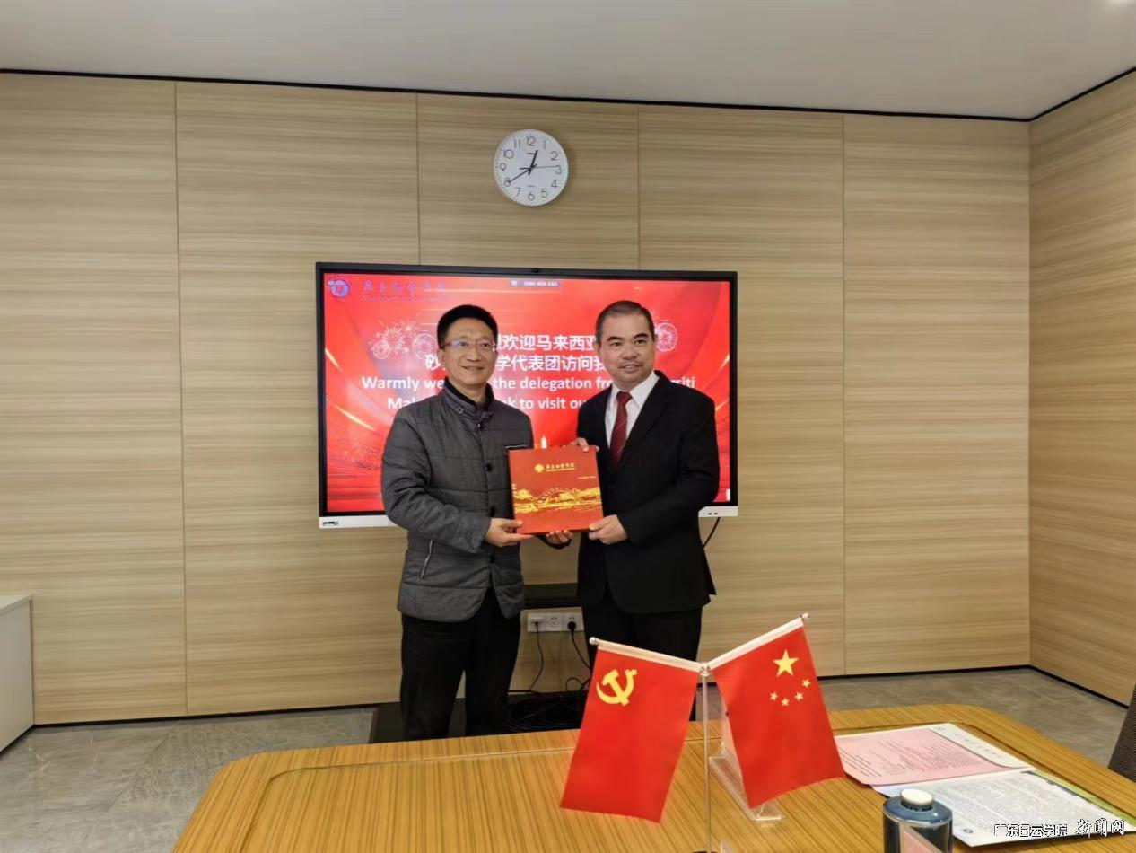 virtual_attach_file.vsb?afc=rLzQIkLzQkMlWVn5zCYU8W7M47ZU4rC7M4NiLNLDnRMfoRC0gihFp2hmCIa0MSyaLkhkLkyiLN-ZMm94M4nkMzC4n7VVLm-PMmT2oRNbnmrFU46RM4GiMNnFU87YUmNJv2bjo4OeosXEgDTJQty0Lm7PLSy8L4NiLSbw62Q8c&oid=2103874463&tid=2111&nid=43951&e= Ë«·½»¥ÔùÀñÎï1.png