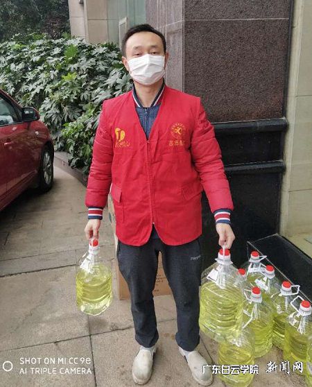 8c&oid=2103874463&tid=1341&nid=258051&e= 西席李翔.jpg