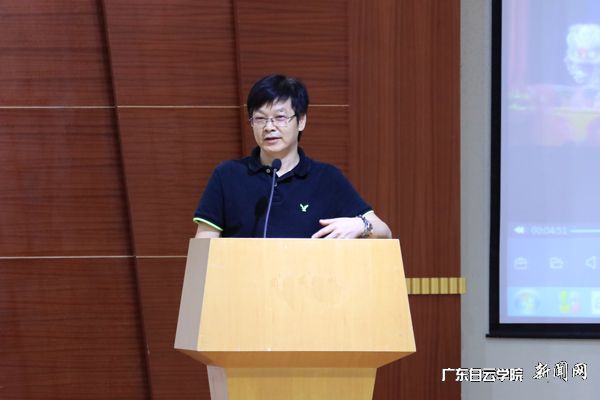 8c&oid=2103874463&tid=1341&nid=134341&e= У³¤ÖúÀíФ¾üÌï½²»°.jpg