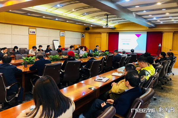 virtual_attach_file.vsb?afc=vMR76YU8U8MlQVL_NrRL4LZo7UsozfF2MmffnRN4U4CsMm-0gihFp2hmCIa0USh2okyPnkh7UlV2ollZMlCZL4vZozvsLzM2Mmv4UlU8M8rFn7WRLz7DnRVFMN7aMzNJv2bjo4OeosXEgDTJQty0LzL8LSyYMzLPMR7Jqd9nx&oid=2103874463&tid=1341&nid=253141&e= 讲座现场.png