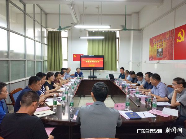 v2veo4Oe_jw0qIbtpYyPL4UPg474L4CPLSbw62P8c&oid=2103874463&tid=1341&nid=133611&e= ×Éѯ»áÏÖ³¡1.jpg